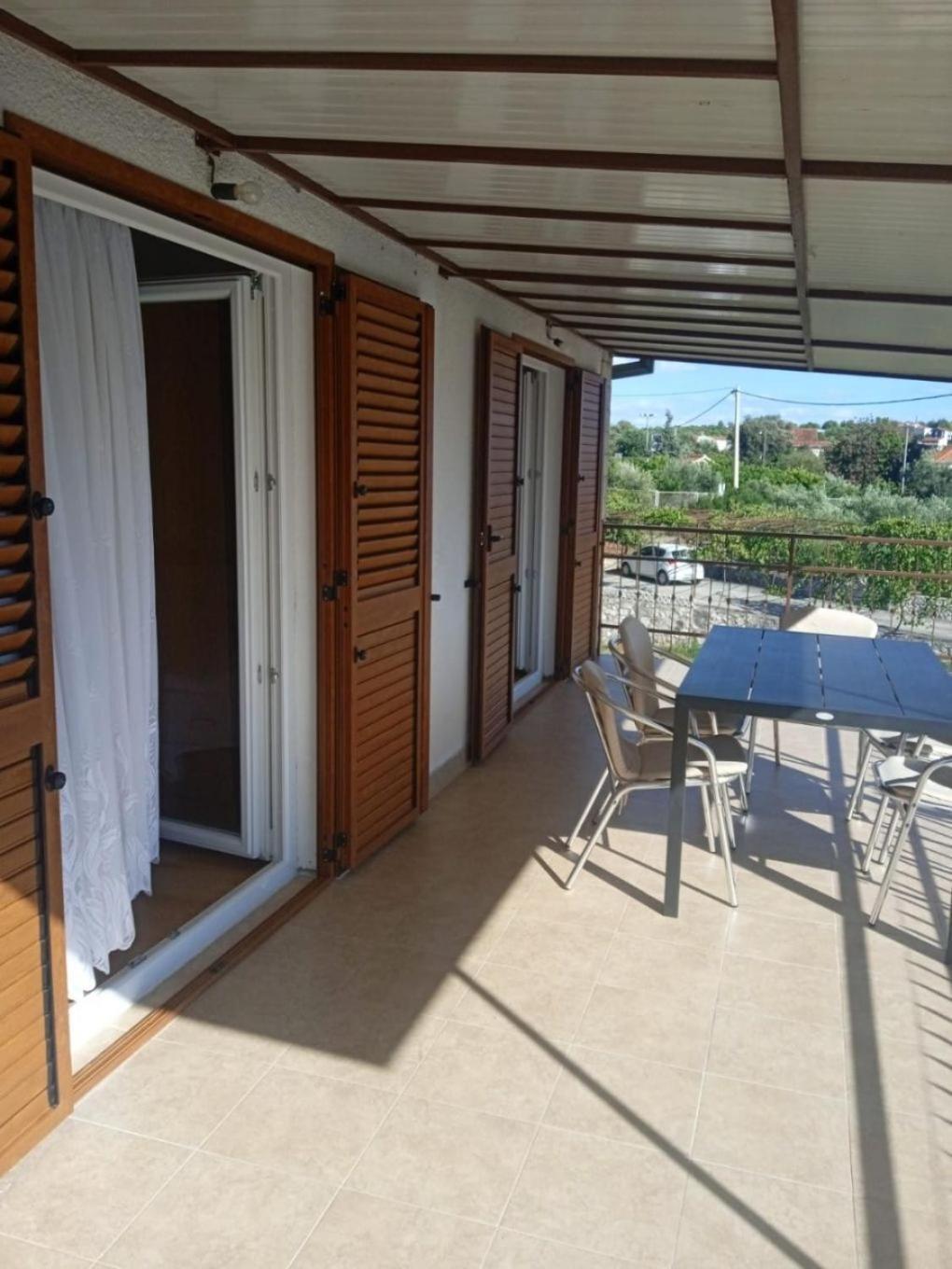 Apartments Ante - 50 M From The Sea Seget Vranjica Ngoại thất bức ảnh